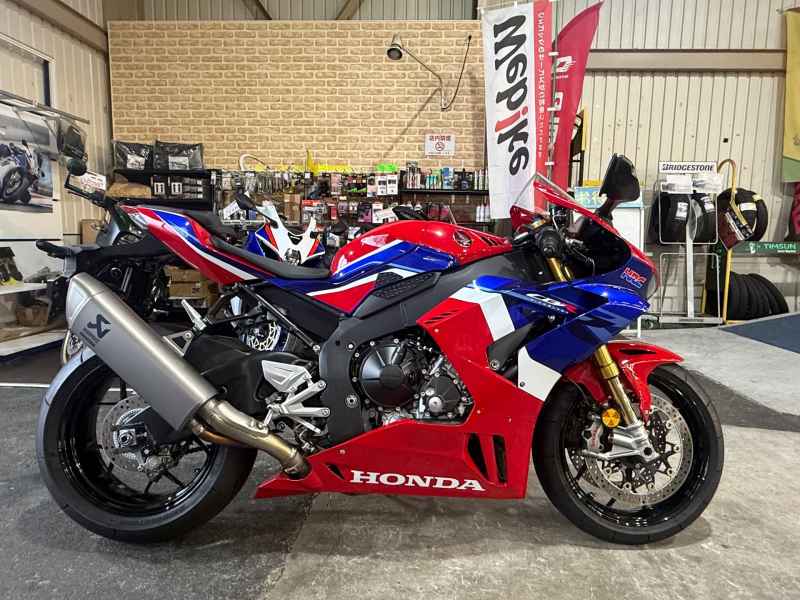 Honda CBR1000RR-R FB SP 2021
