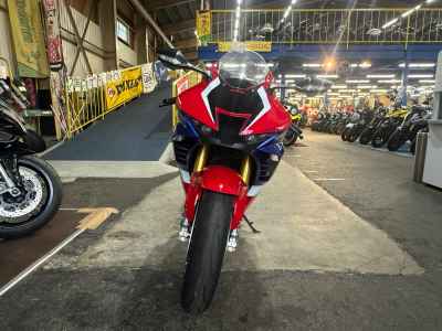 Honda CBR1000RR-R FB SP 2021
