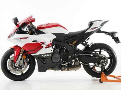 Yamaha YZF-R9 70TH 2026