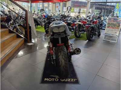 Honda CB1300SF 2024