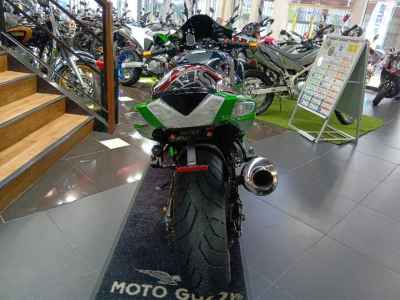 Kawasaki Ninja ZX-14R 2014