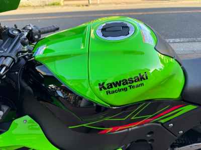 Kawasaki Ninja ZX-10R KRT 2023
