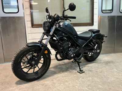 Honda Rebel CMX250 2025