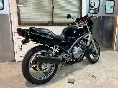 Kawasaki Balius ZR250