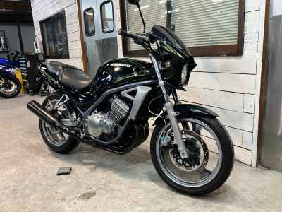Kawasaki Balius ZR250