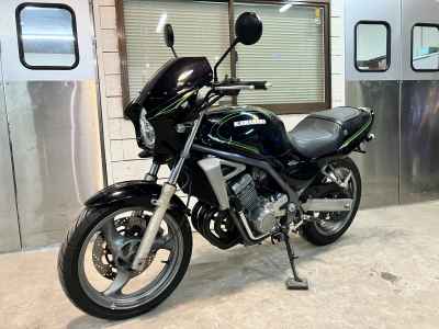 Kawasaki Balius ZR250