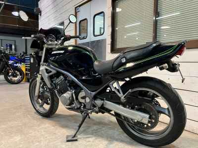 Kawasaki Balius ZR250