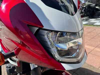 Honda CB400 Super Boldor 2018