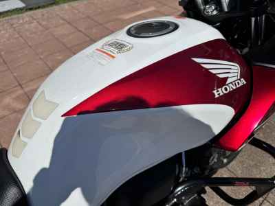 Honda CB400 Super Boldor 2018