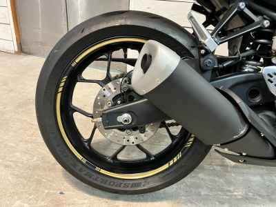 Yamaha YZF-R25 2021