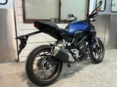 Honda CB250R