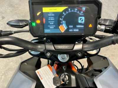 KTM 390 Duke 2021