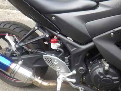 Yamaha YZF-R25 2015