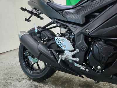 Yamaha YZF-R25
