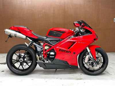Ducati 848 Evo 2015