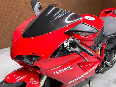 Ducati 848 Evo 2015