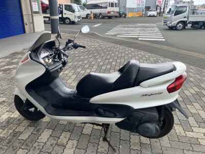 Yamaha Majesty 250