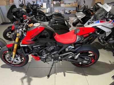 Ducati Monster 937SP 2025