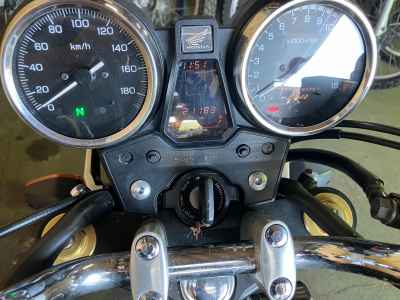 Honda CB400SF 2017