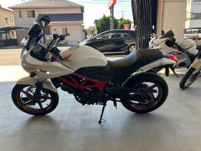 Honda VTR250F