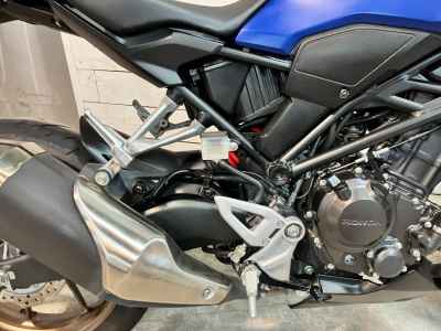 Honda CB250R