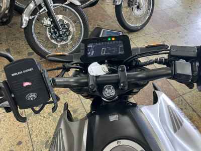 Honda CB250R 2019
