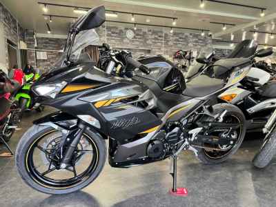 Kawasaki Ninja 400 2022