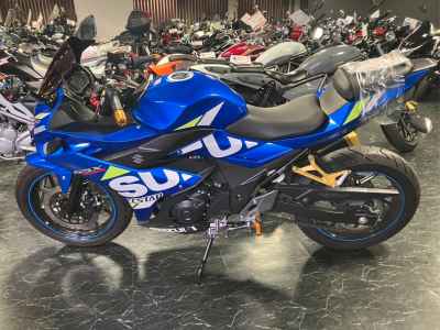 Suzuki GSX250R