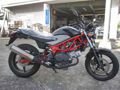 Honda VTR250 2011