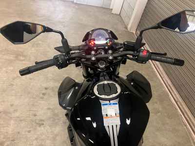 Kawasaki Z400 2024