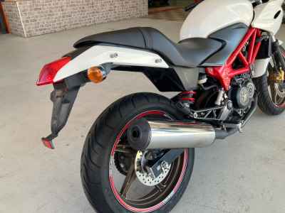 Honda VTR250F 2013