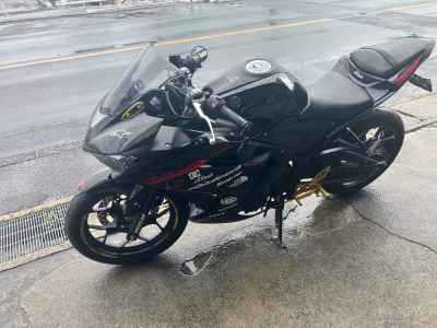 Yamaha YZF-R25 2015