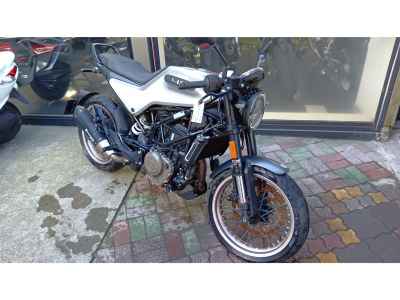 Husqvarna Svartpilen 401 2021