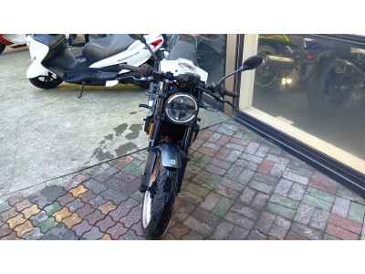 Husqvarna Svartpilen 401 2021