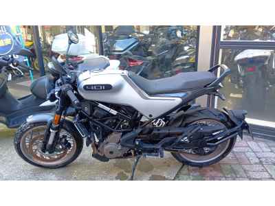 Husqvarna Svartpilen 401 2021