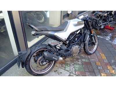 Husqvarna Svartpilen 401 2021