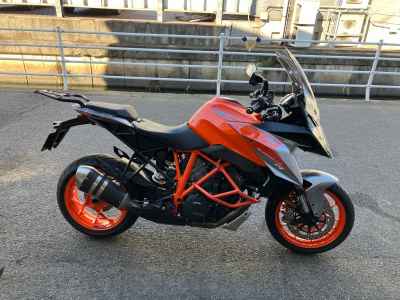 KTM 1290 Super Duke GT 2020