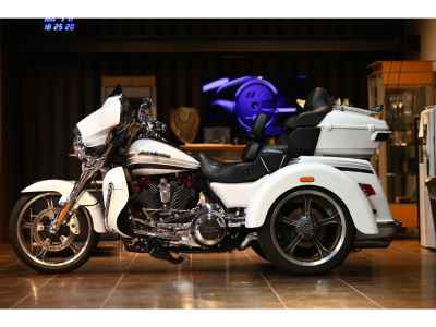 Harley-Davidson FLHTCUTG SE C 2019