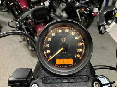Harley-Davidson Sportster Iron XL883N 2017