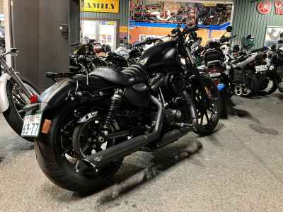 Harley-Davidson Sportster Iron XL883N 2017