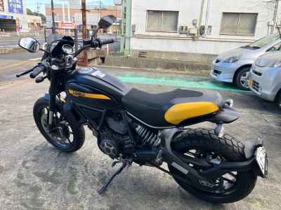 Ducati Scrambler Full Throttle 2015