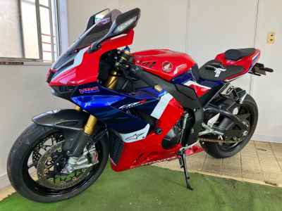 Honda CBR1000RR-R FB SP 2021