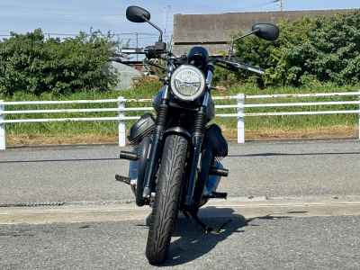 Moto Guzzi V7 III Stone 2021