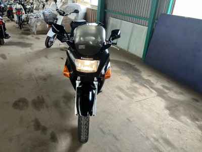 Kawasaki ZZR250