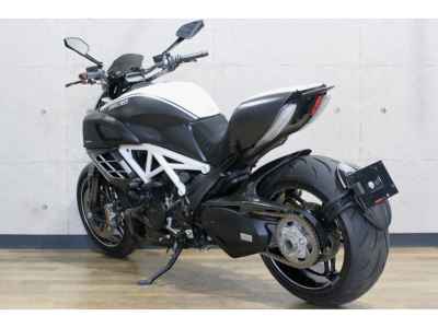 Ducati Diavel 2012