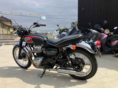 Kawasaki W400 2011
