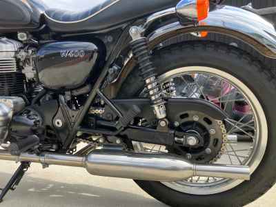 Kawasaki W400 2011