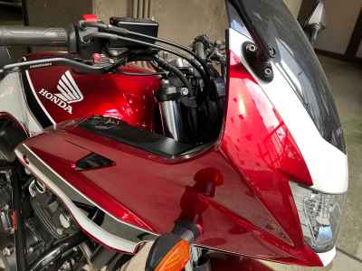 Honda CB400 Super Boldor 2022
