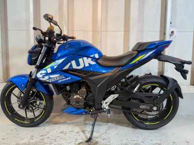 Suzuki Gixxer 250SF