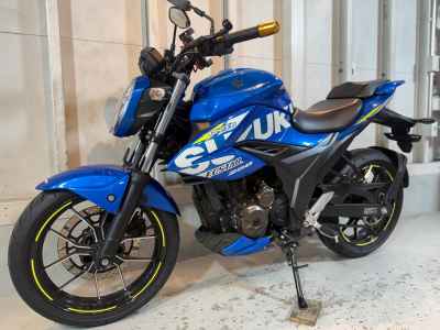 Suzuki Gixxer 250SF